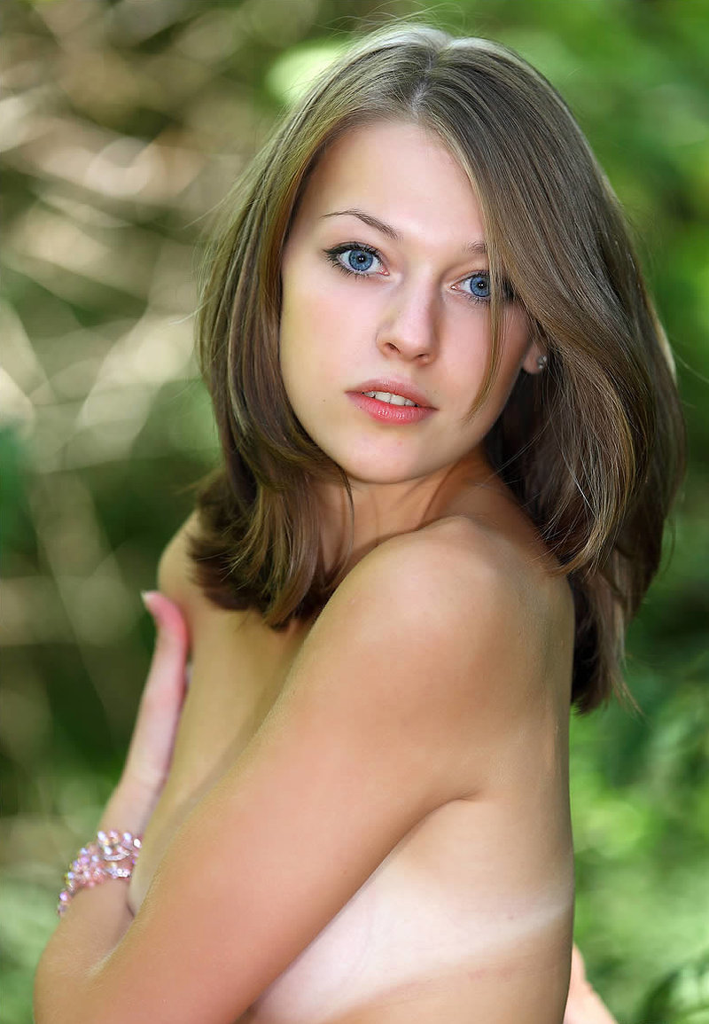Фатима, 21
